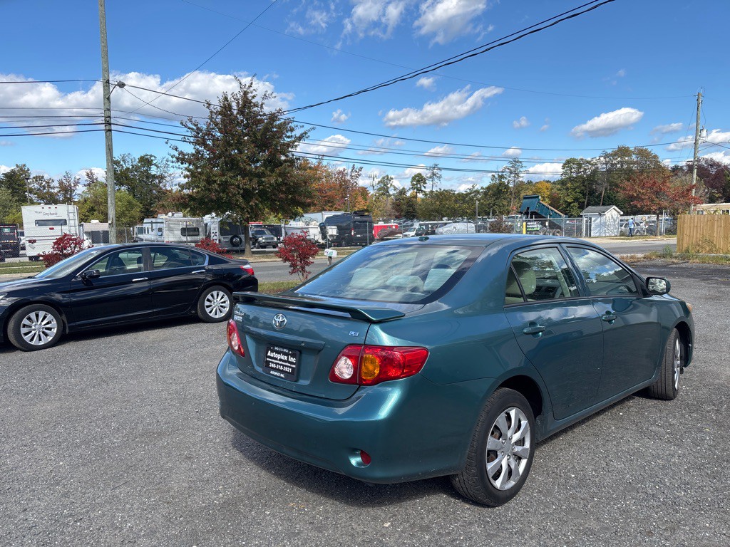 2010 Toyota Corolla Image 10