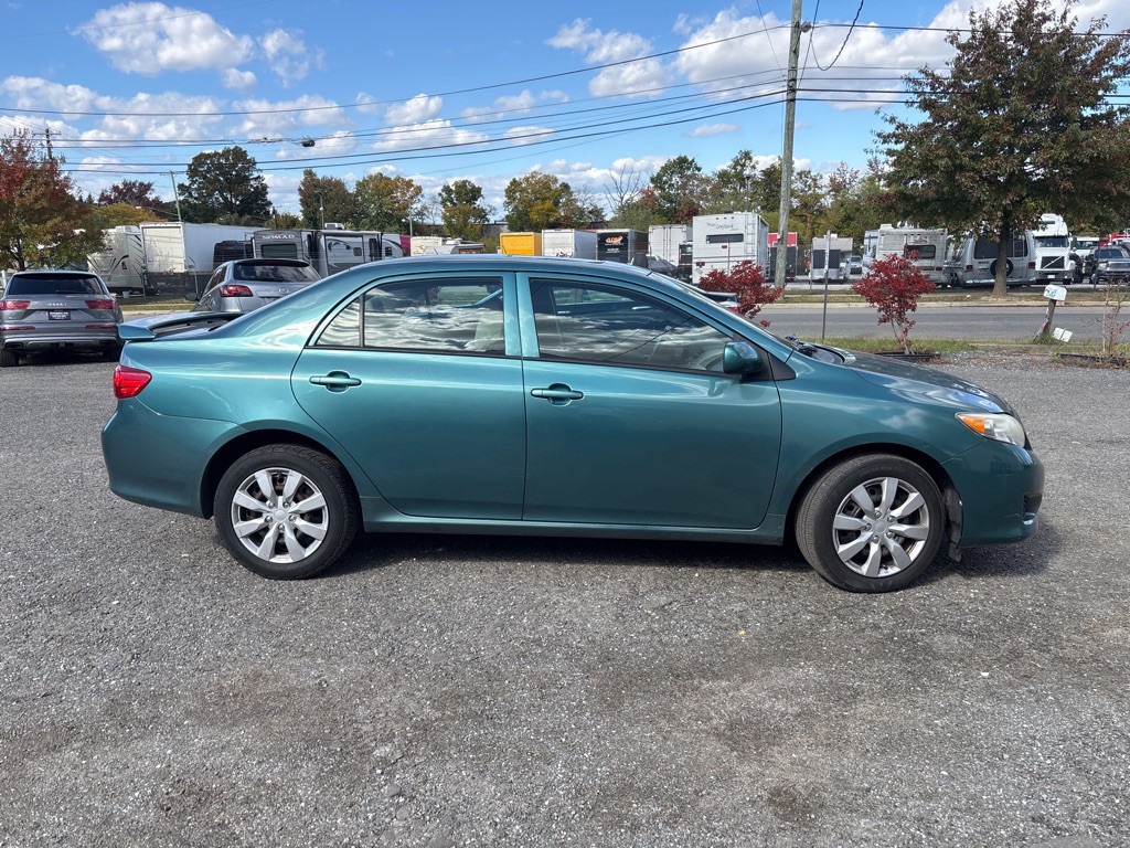 2010 Toyota Corolla Image 12