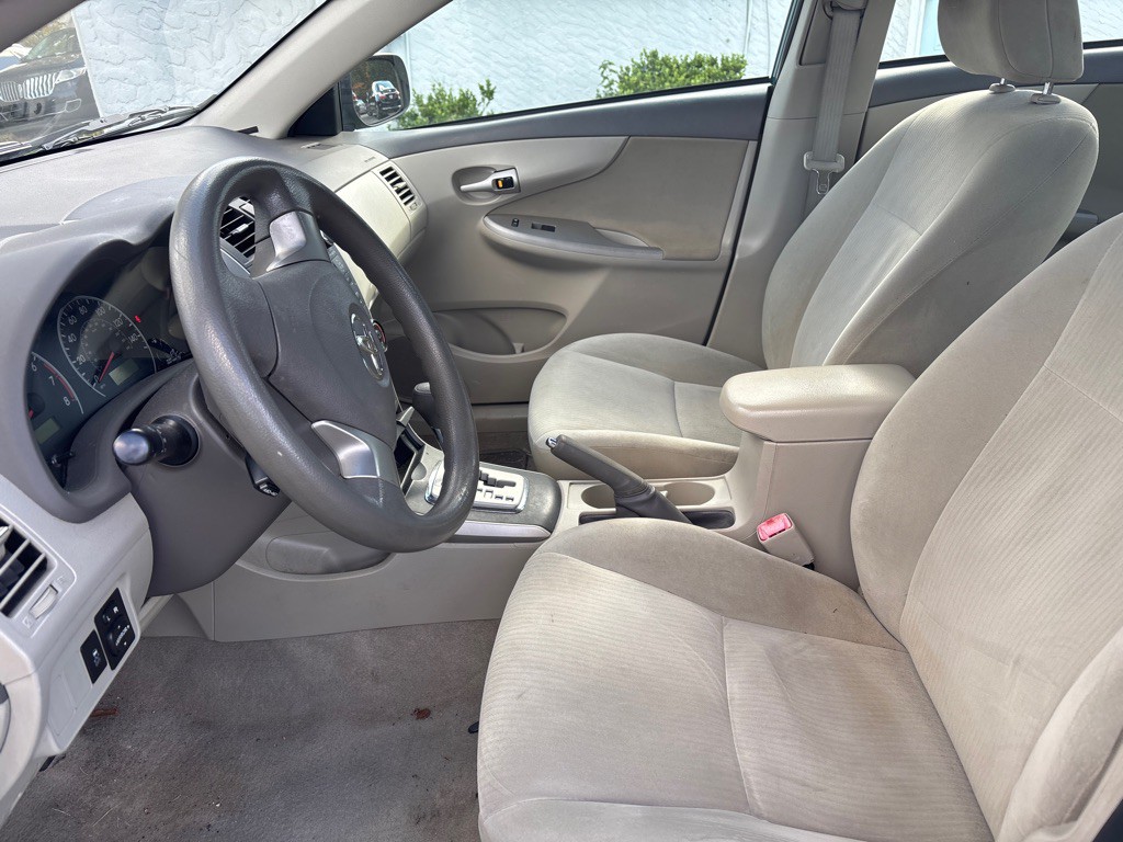 2010 Toyota Corolla Image 15