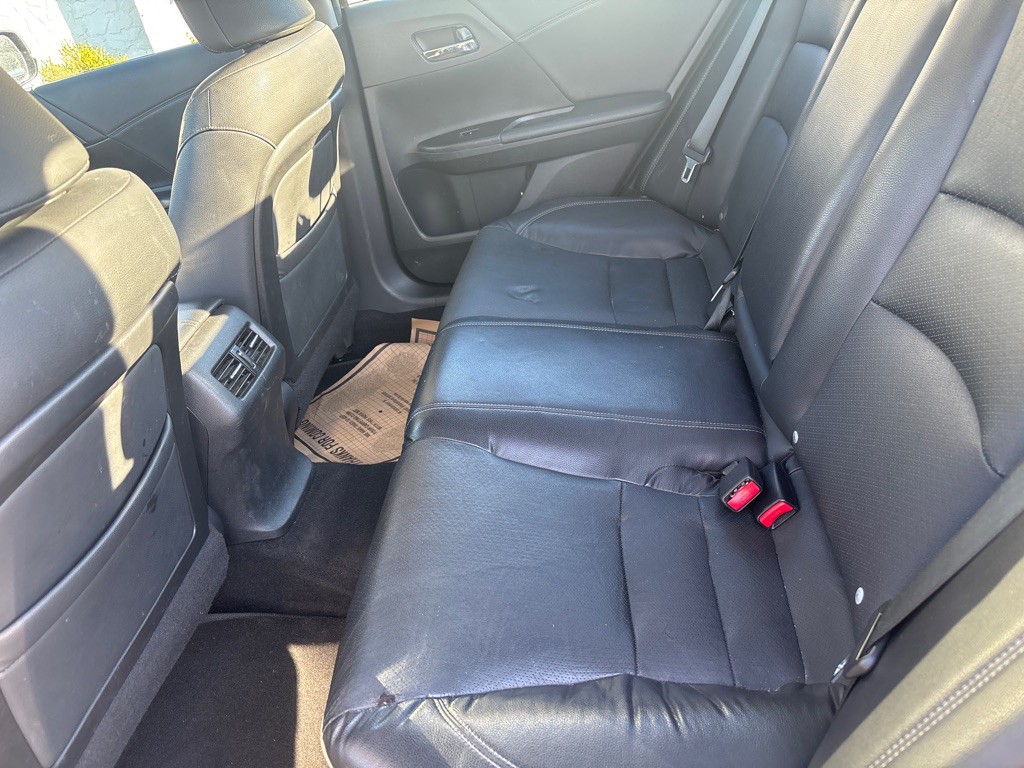 2014 Honda Accord Image 17