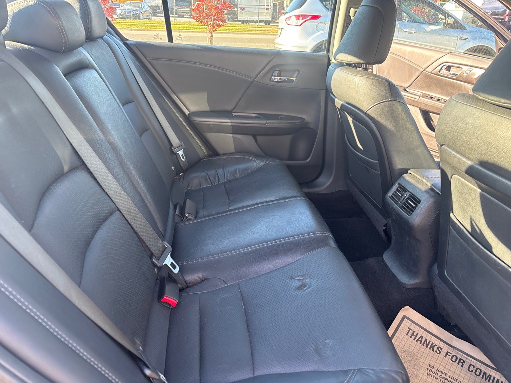 2014 Honda Accord Image 18
