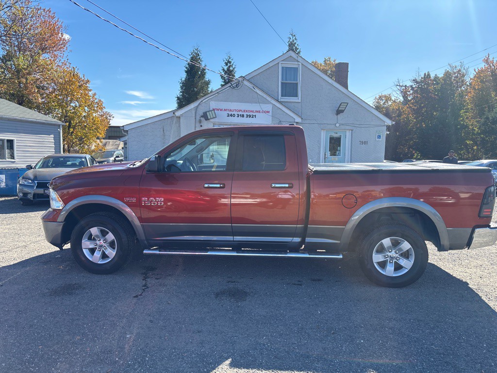 2013 RAM 1500 Image 3