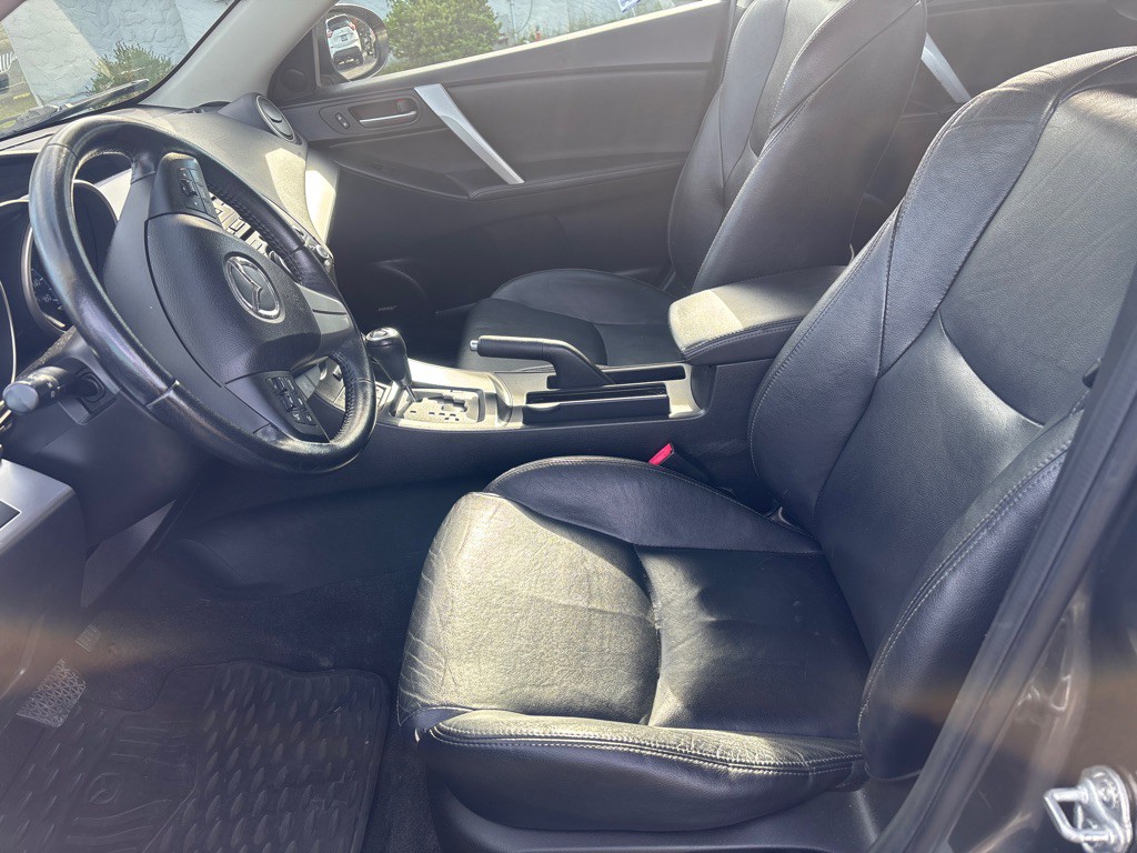 2012 Mazda Mazda3 Image 16