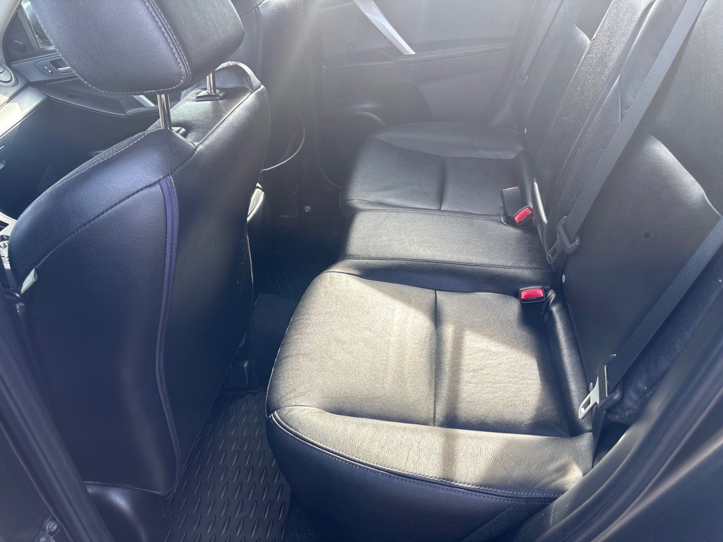 2012 Mazda Mazda3 Image 17