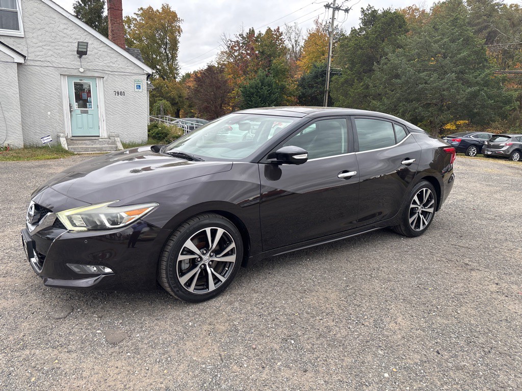 2016 Nissan Maxima Image 3