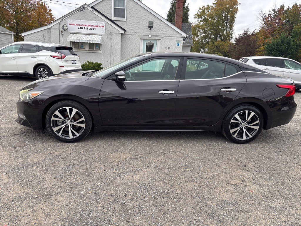 2016 Nissan Maxima Image 4