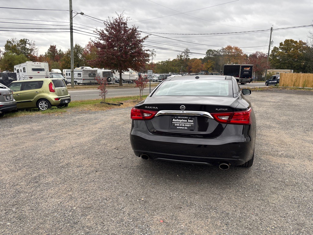 2016 Nissan Maxima Image 7