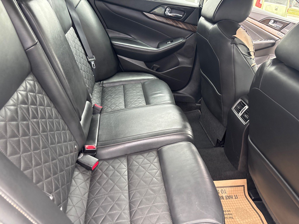 2016 Nissan Maxima Image 14