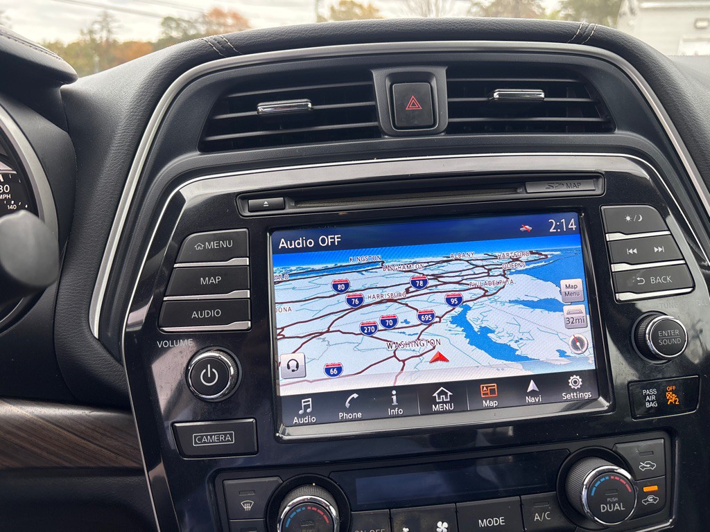 2016 Nissan Maxima Image 18