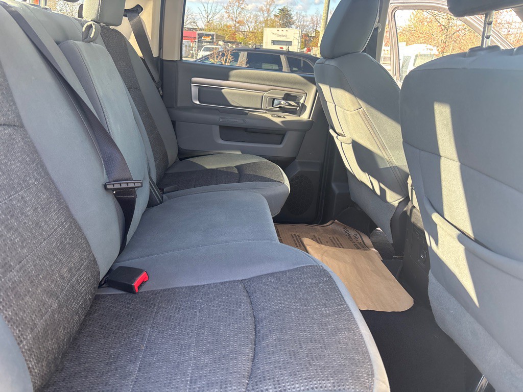 2013 RAM 1500 Image 16