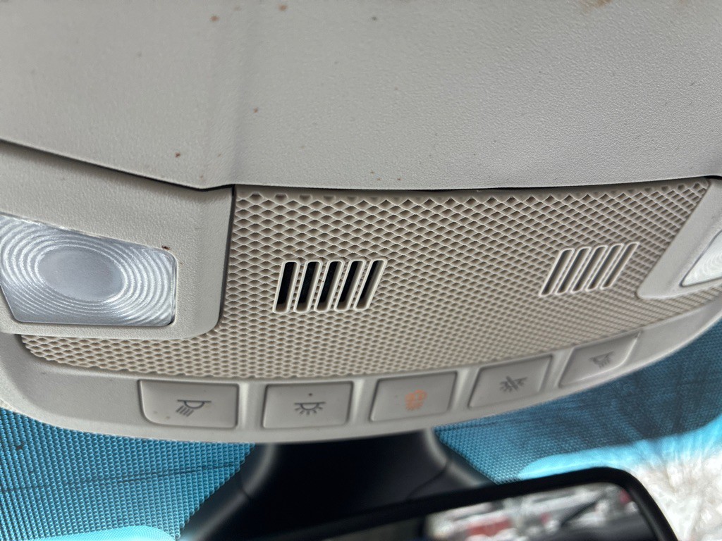 2019 Ford Edge Image 17