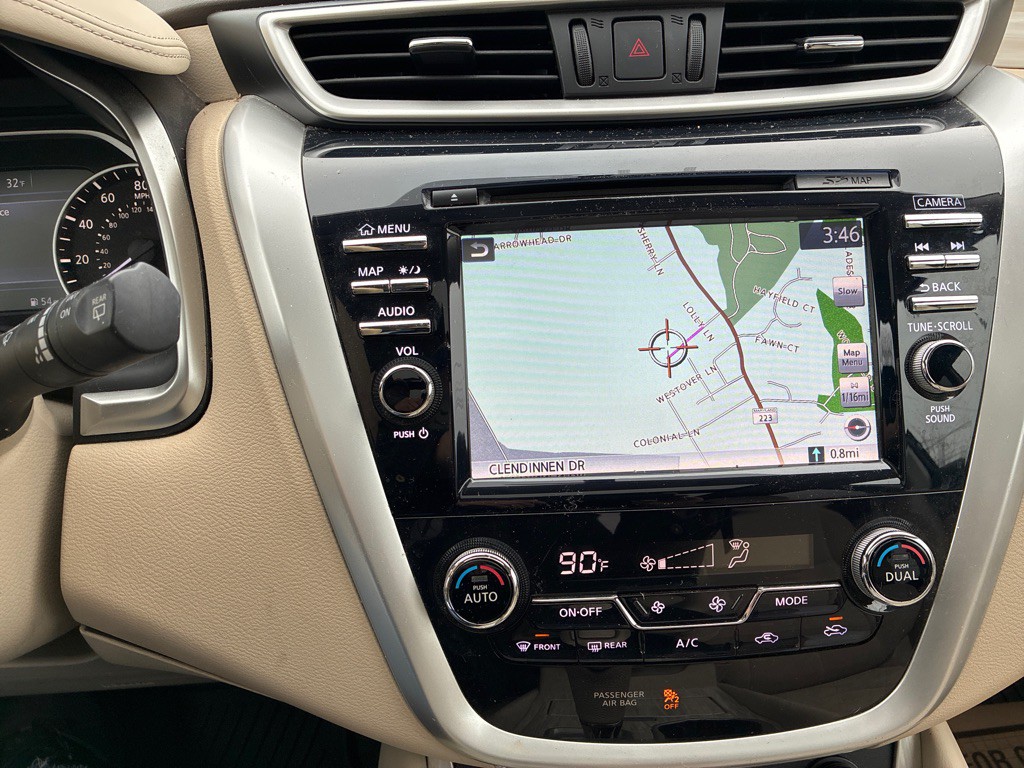 2016 Nissan Murano Image 18