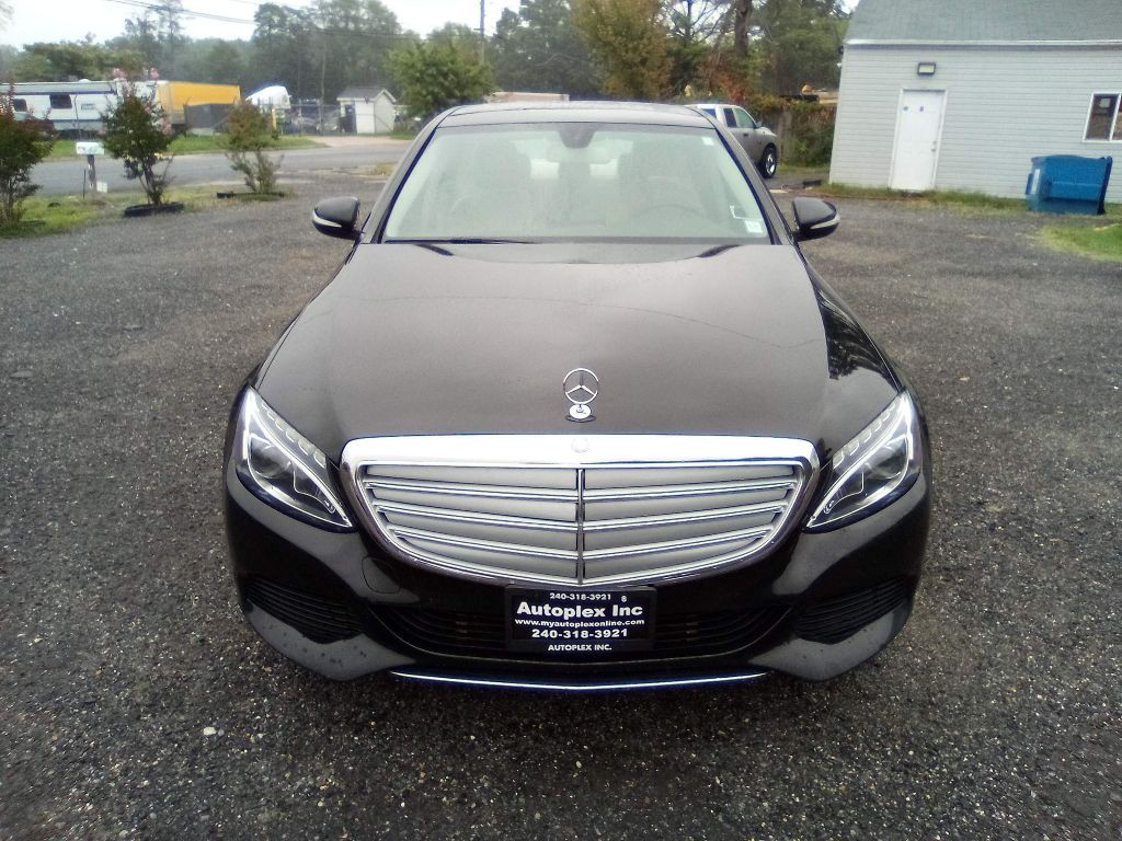 2015 Mercedes-Benz C-Class Image 23