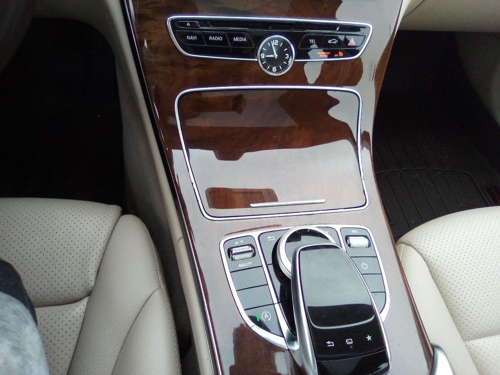 2015 Mercedes-Benz C-Class Image 31