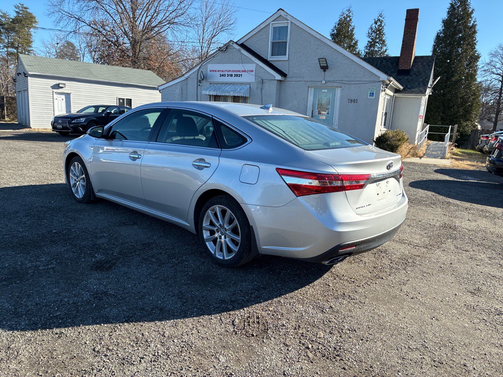 2013 Toyota Avalon Image 7