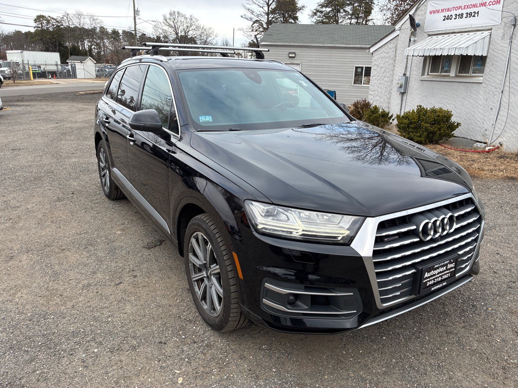 2018 Audi Q7 Image 11