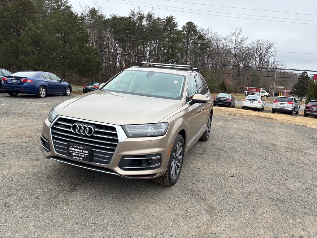 2019 Audi Q7 Image 2