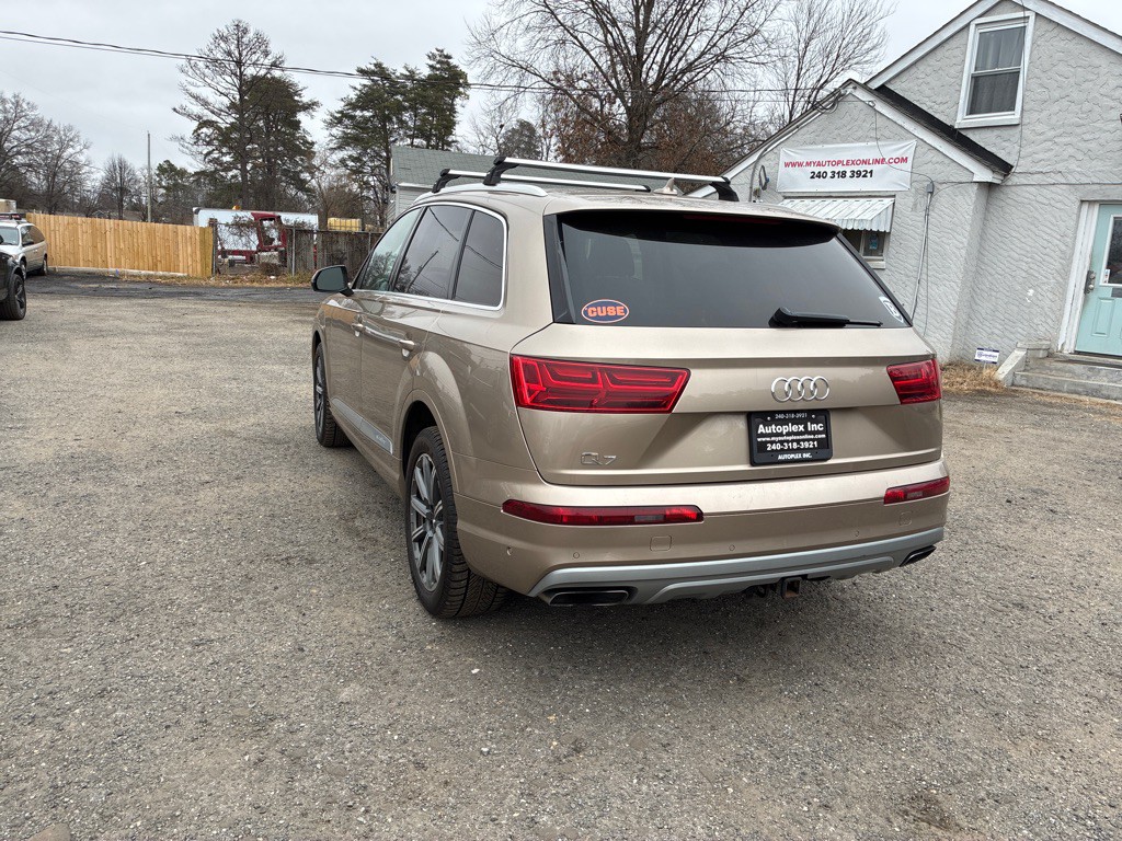2019 Audi Q7 Image 8