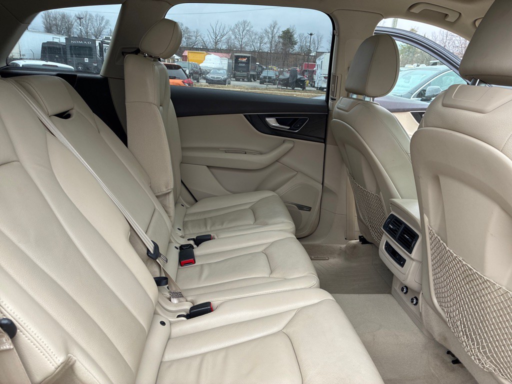 2019 Audi Q7 Image 19