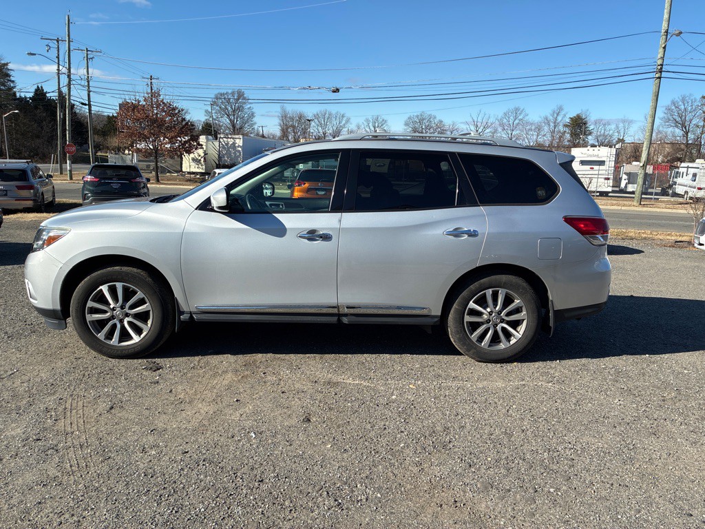 2013 Nissan Pathfinder Image 4