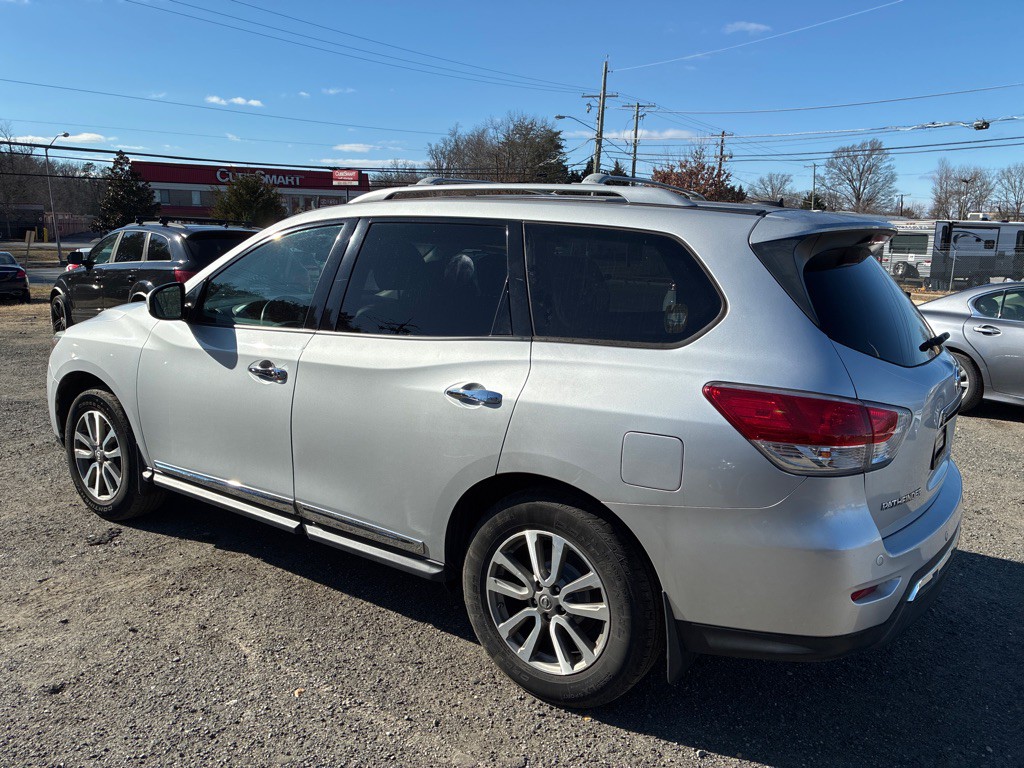 2013 Nissan Pathfinder Image 5