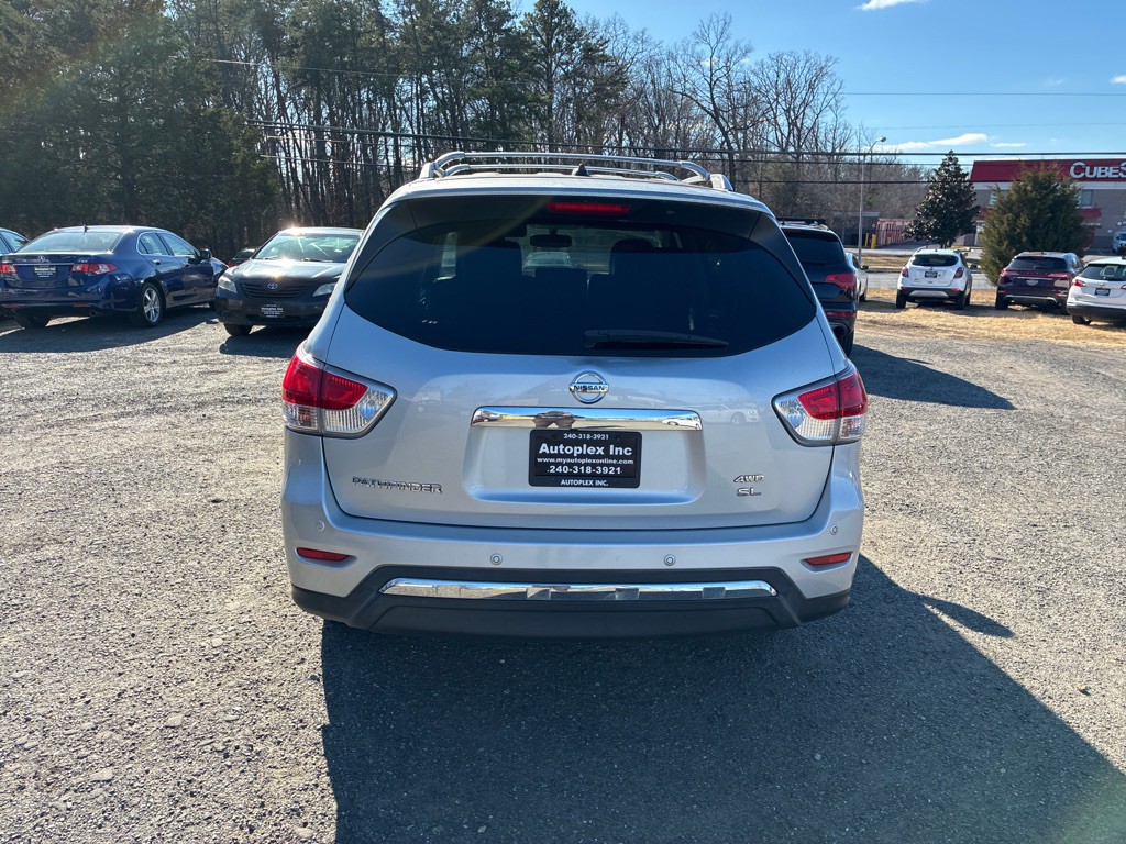 2013 Nissan Pathfinder Image 7