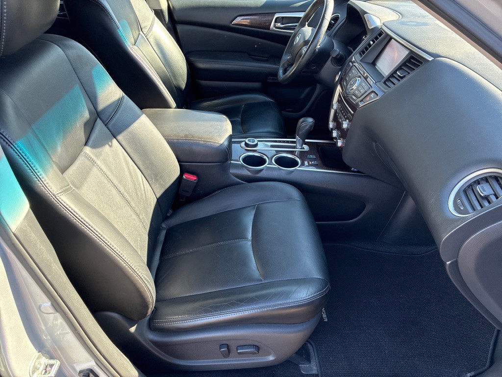 2013 Nissan Pathfinder Image 13