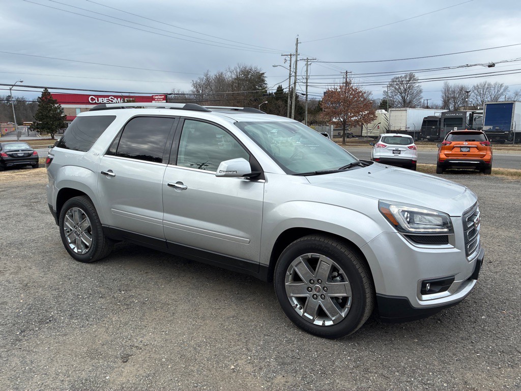 2017 GMC Acadia Image 11