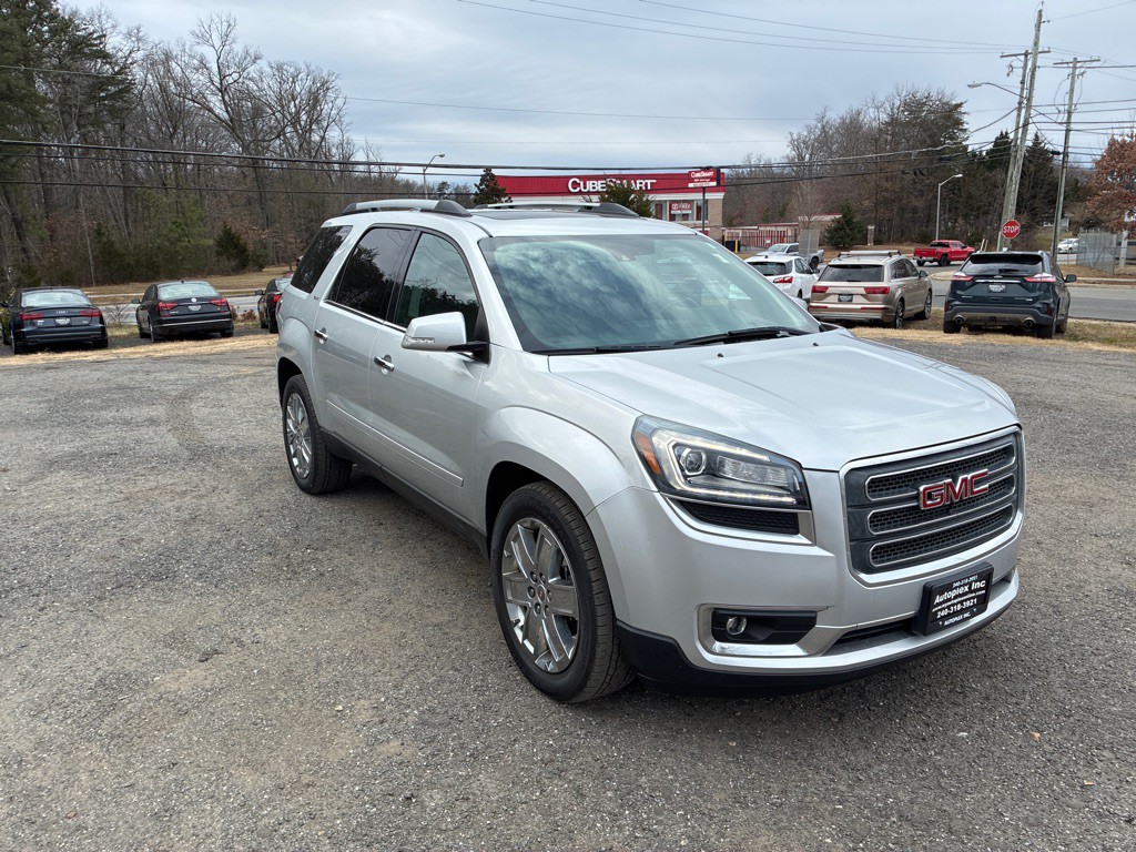 2017 GMC Acadia Image 12