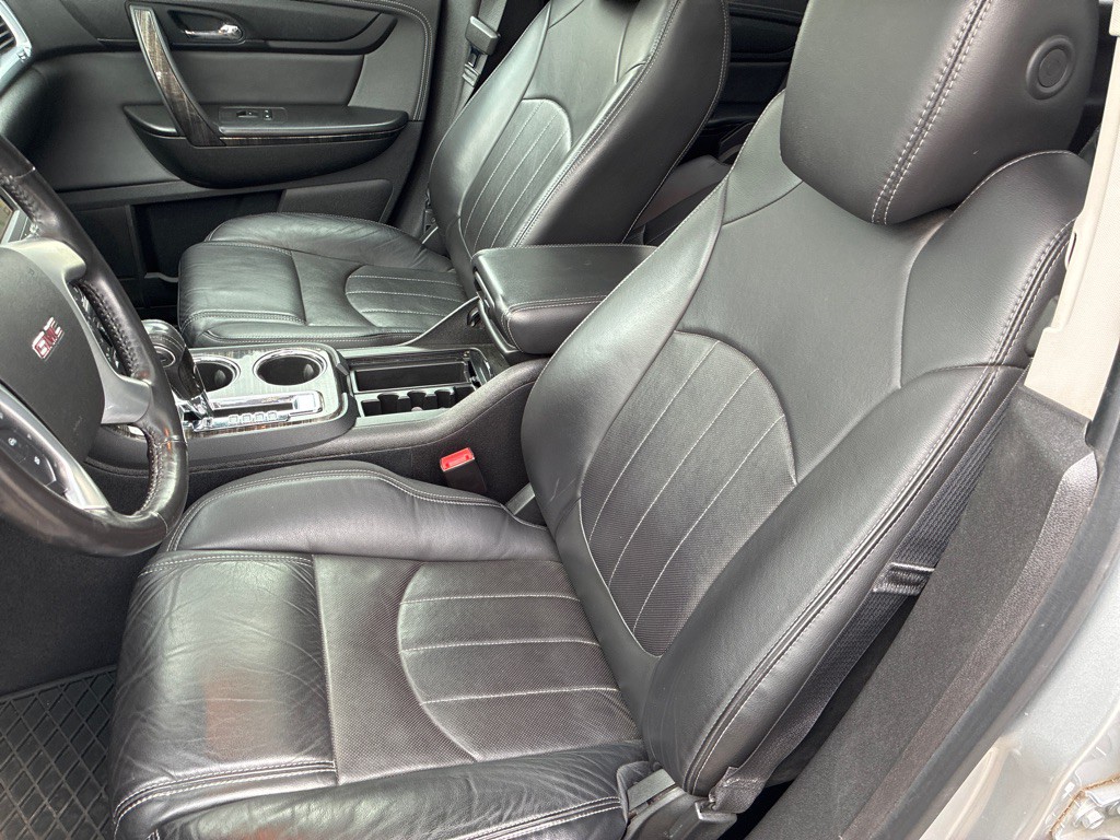 2017 GMC Acadia Image 19