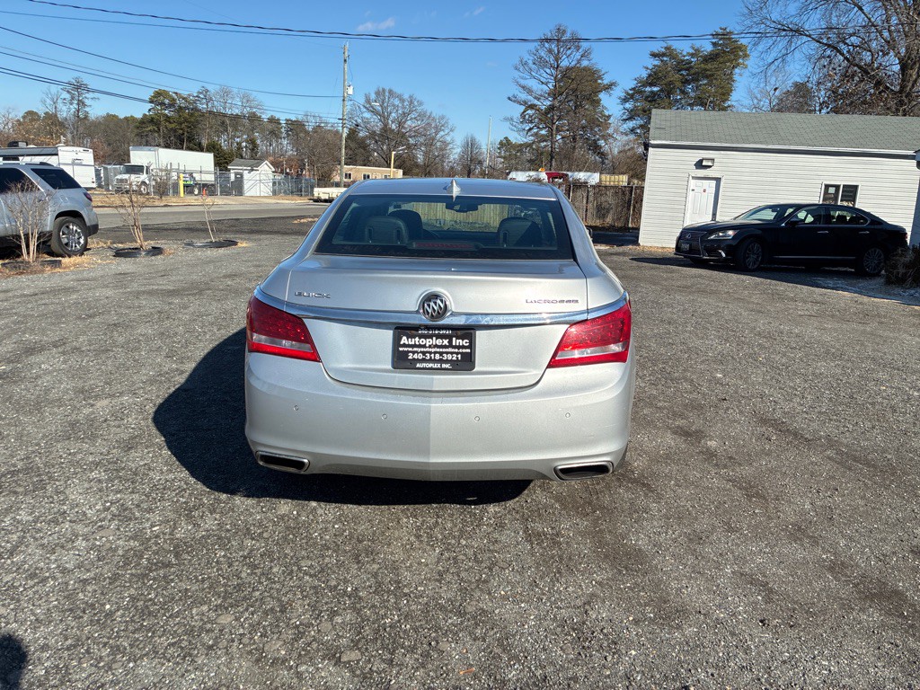 2015 Buick Lacrosse Image 10