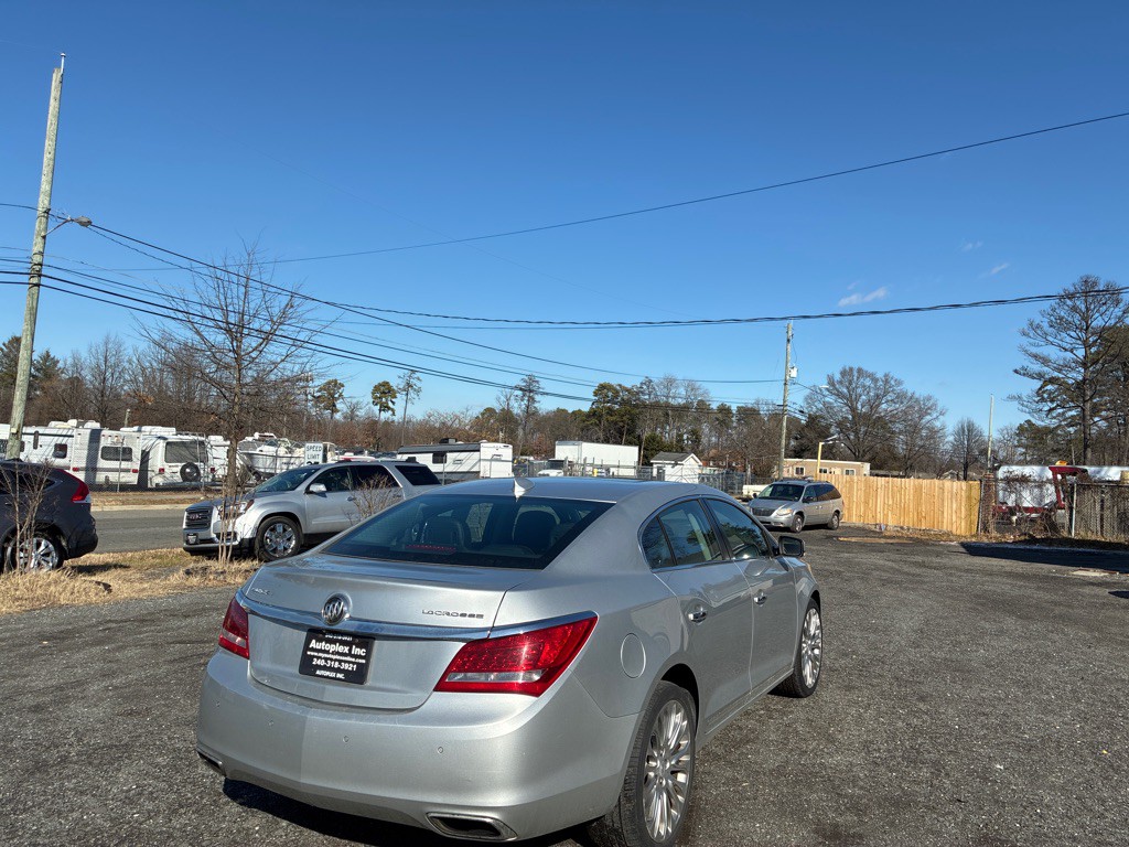 2015 Buick Lacrosse Image 11