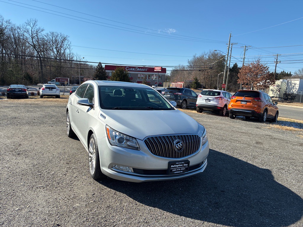 2015 Buick Lacrosse Image 17