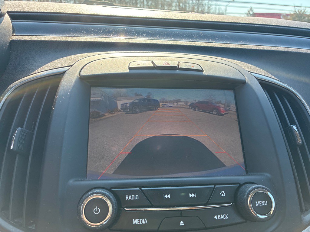 2015 Buick Lacrosse Image 28