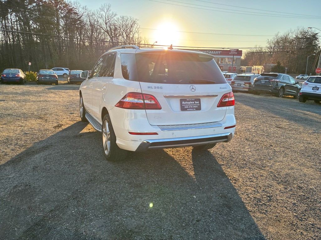 2015 Mercedes-Benz M-Class Image 8