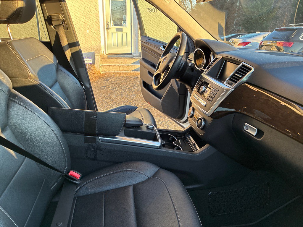 2015 Mercedes-Benz M-Class Image 19