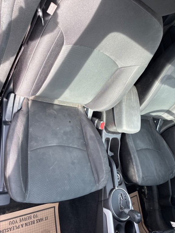 2014 Mitsubishi Outlander Image 14