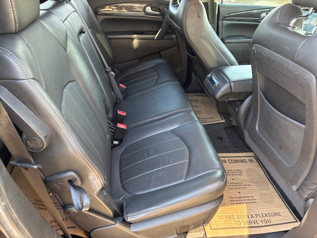 2017 Buick Enclave Image 14