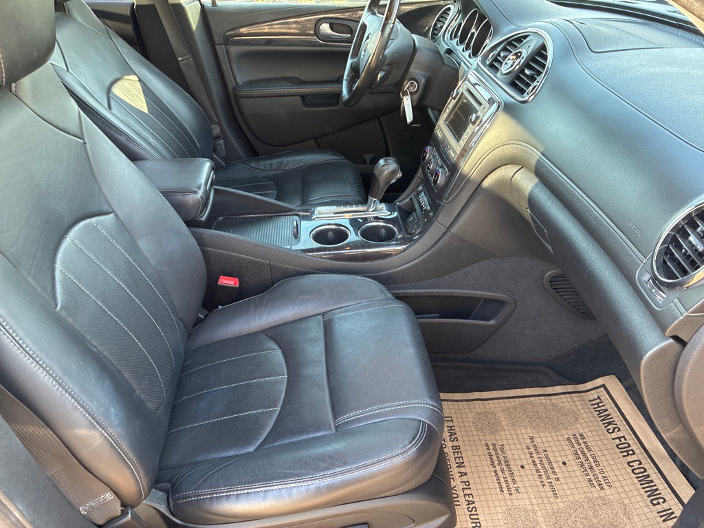 2017 Buick Enclave Image 15