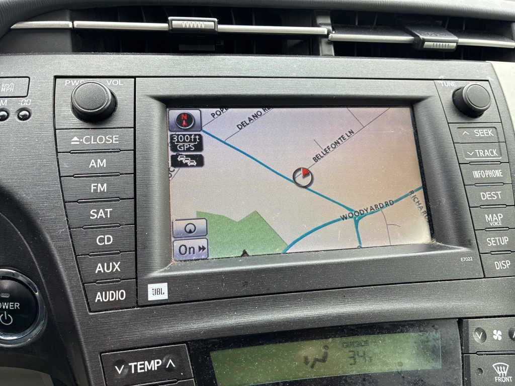 2011 Toyota Prius Image 14