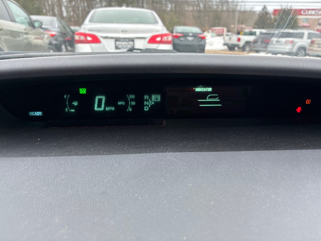 2011 Toyota Prius Image 16