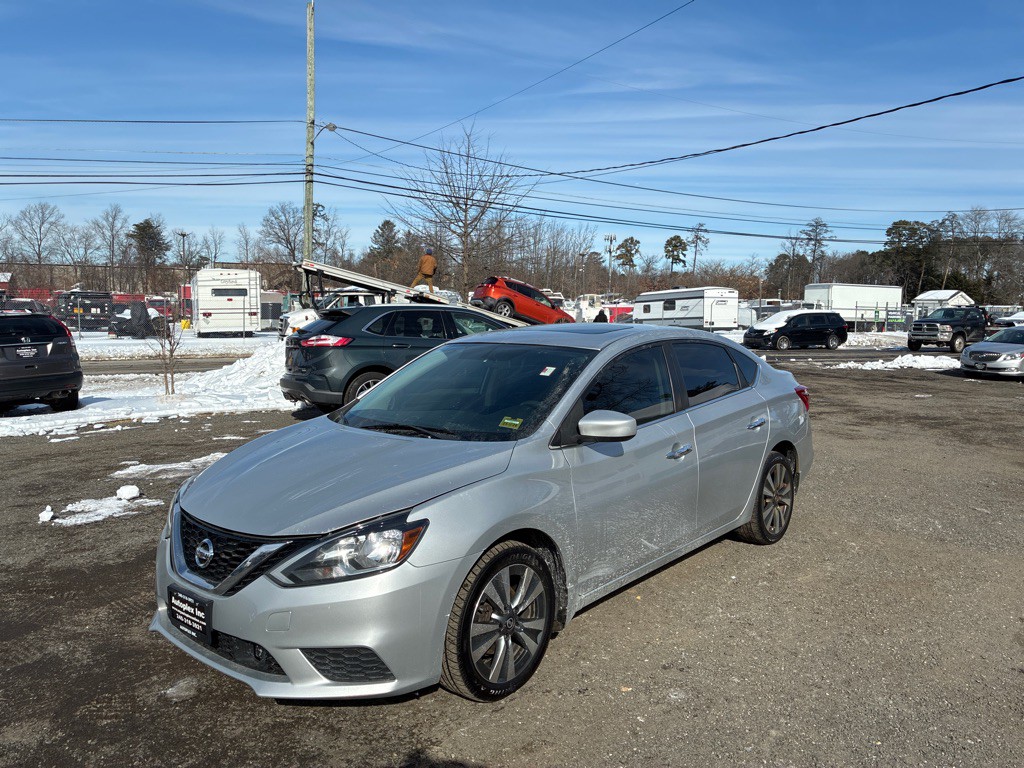 2019 Nissan Sentra Image 2