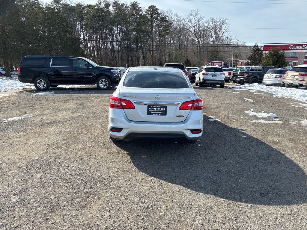 2019 Nissan Sentra Image 4
