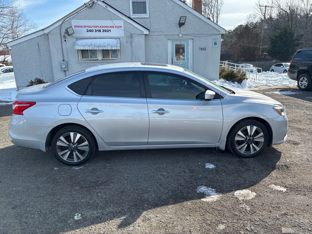 2019 Nissan Sentra Image 8