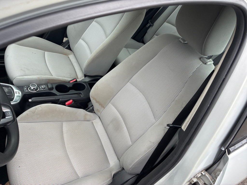 2019 Toyota Yaris Image 13