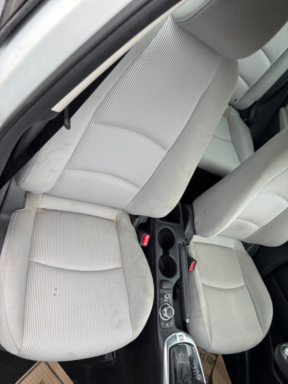 2019 Toyota Yaris Image 16