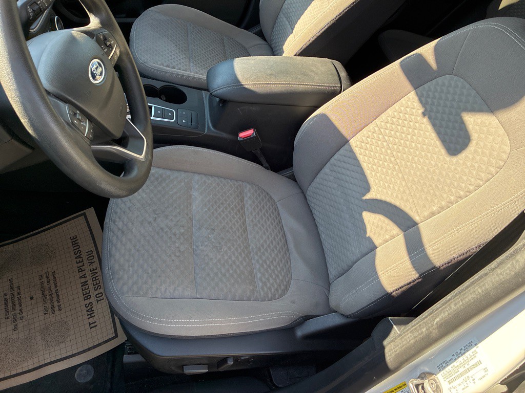 2020 Ford Escape Image 15