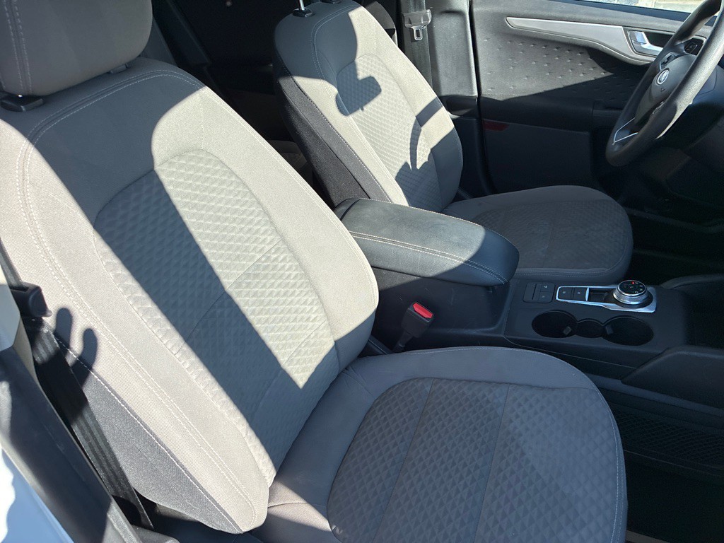 2020 Ford Escape Image 19