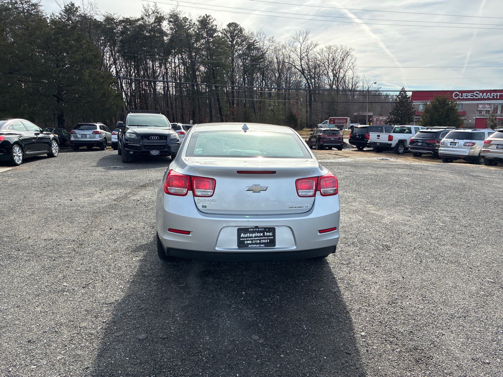 2014 Chevrolet Malibu Image 6