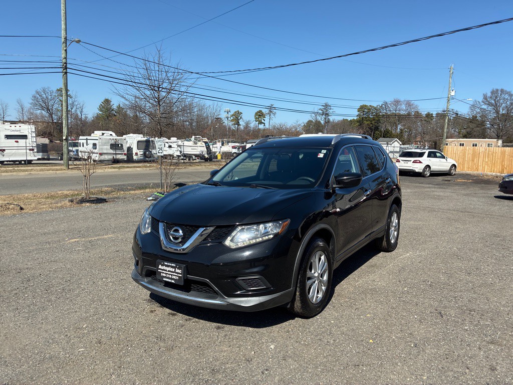 2016 Nissan Rogue Image 2